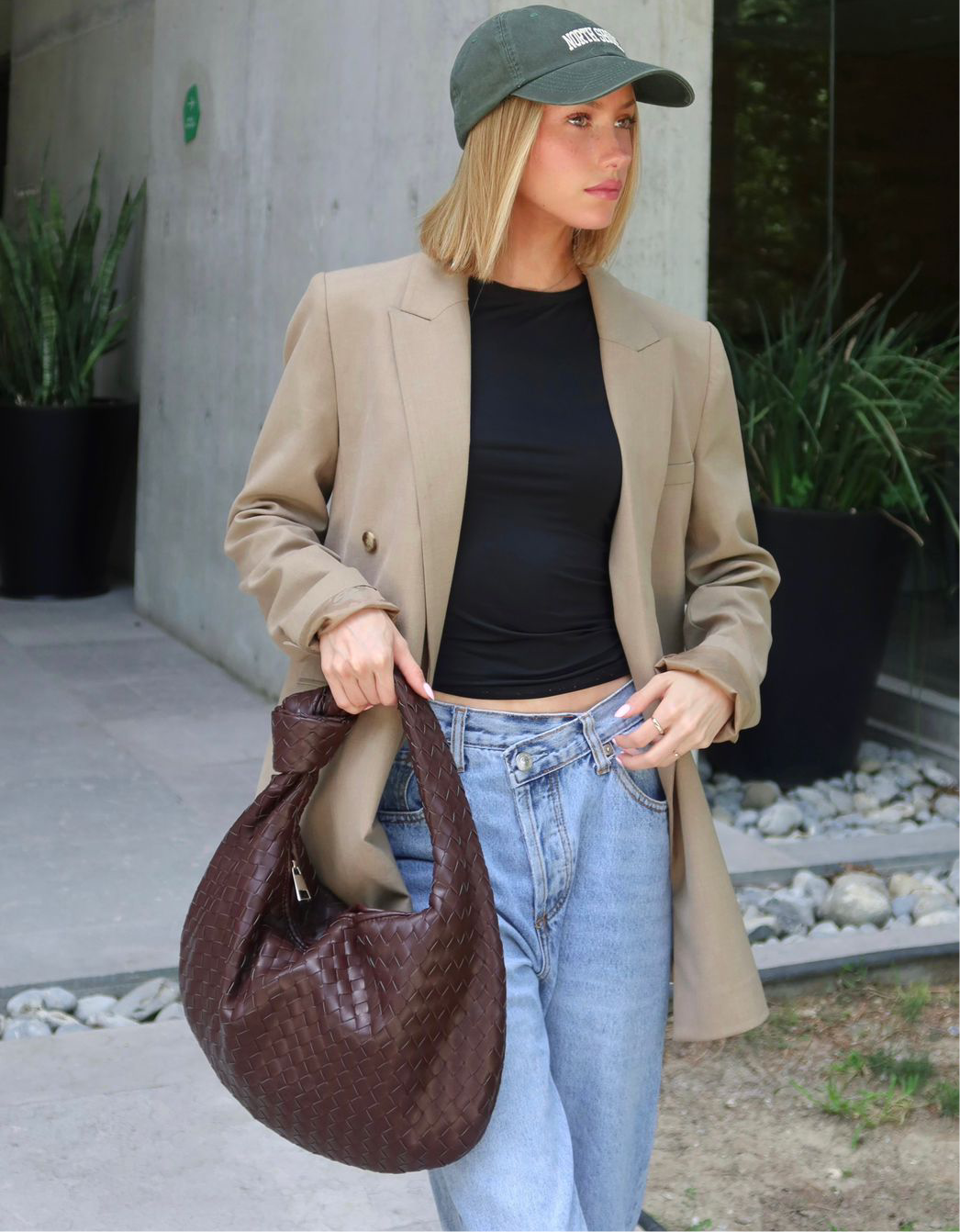 CARDI BROWN XL