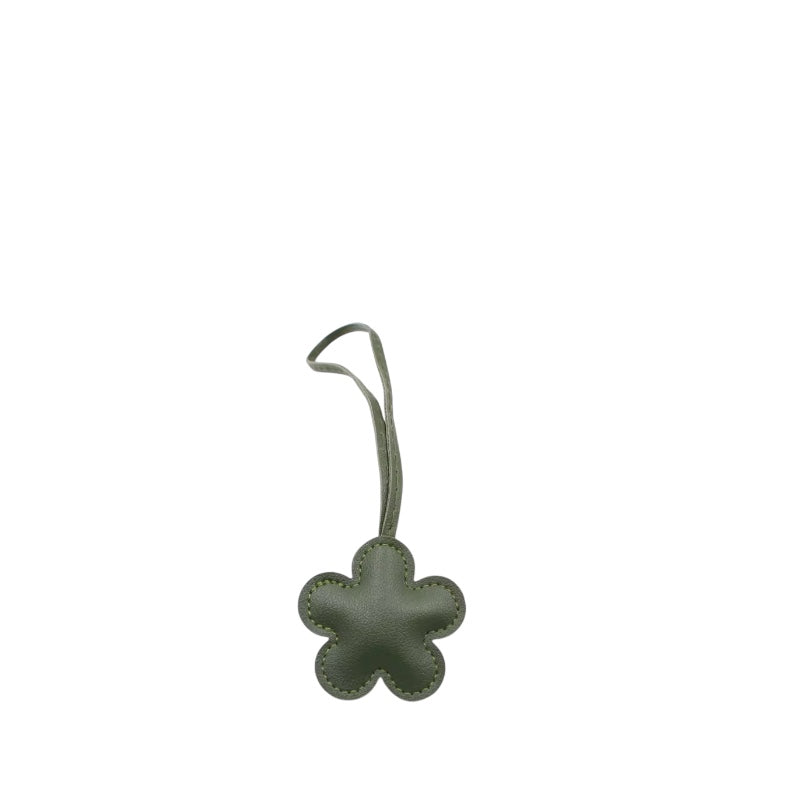 GREEN T CHARM