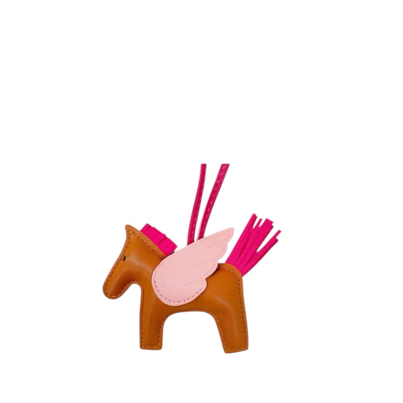 CAMEL U CHARM