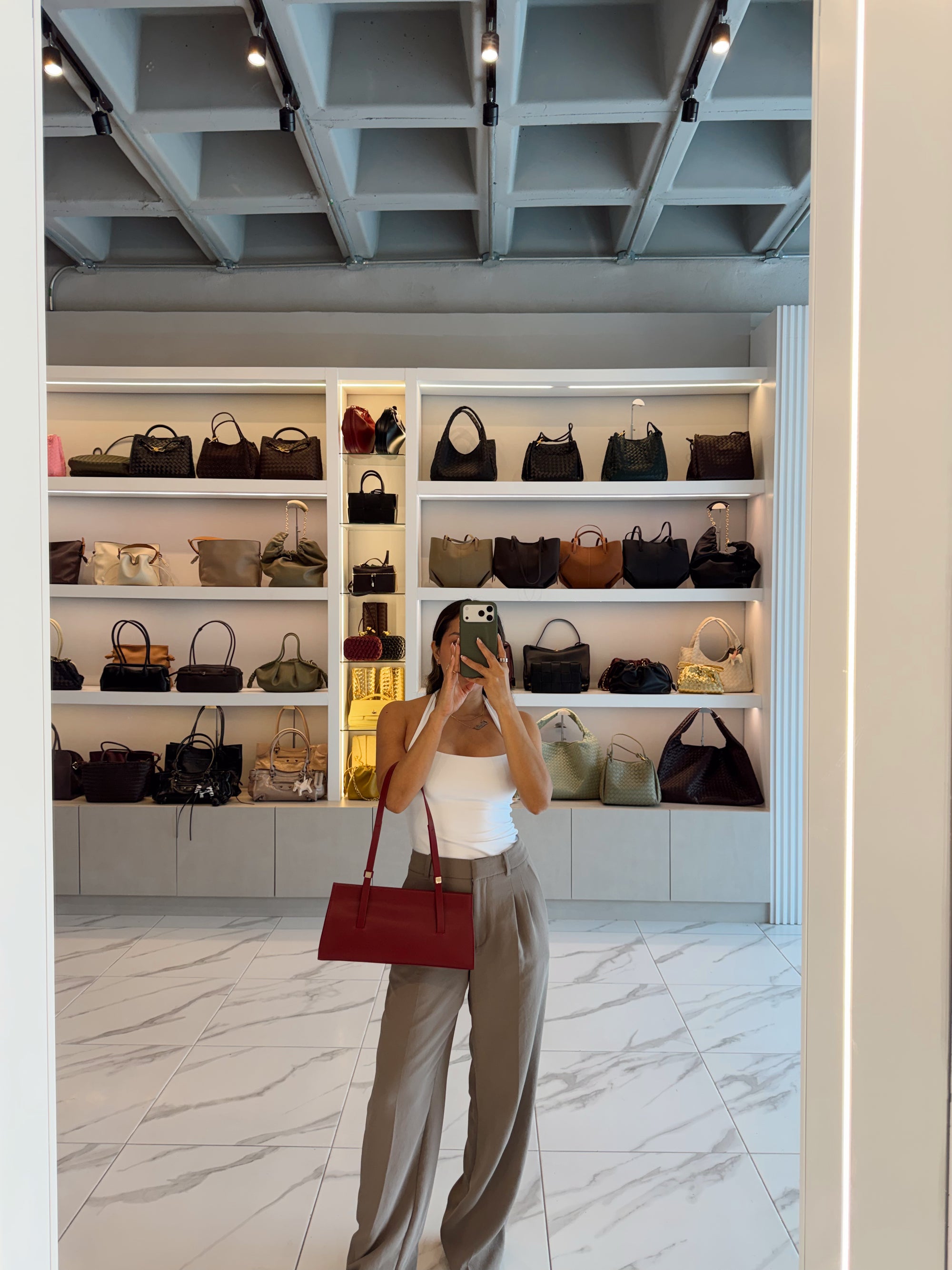 ARIA RED (PRE ORDER)